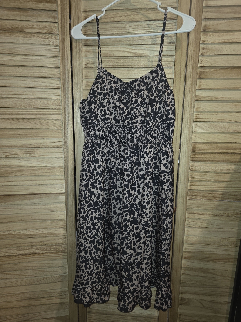 NWOT Spotted Sleeveless Midi Dress in Black and Beige